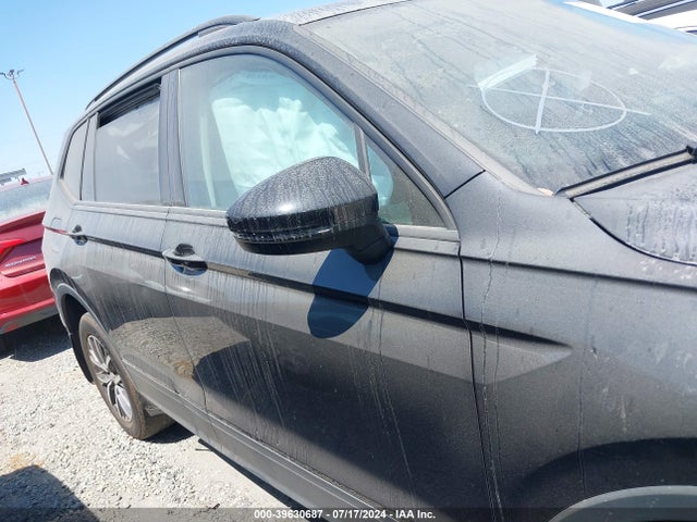 3VV1B7AX2MM002727 Volkswagen Tiguan 2.0t S