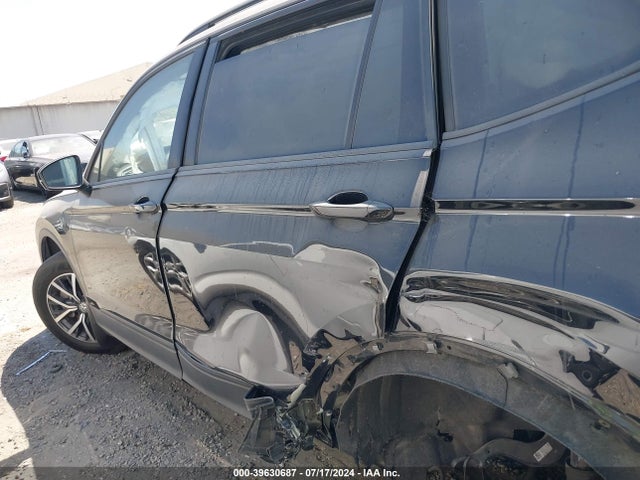 3VV1B7AX2MM002727 Volkswagen Tiguan 2.0t S