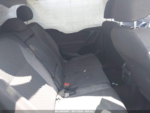 3VV1B7AX2MM002727 Volkswagen Tiguan 2.0t S