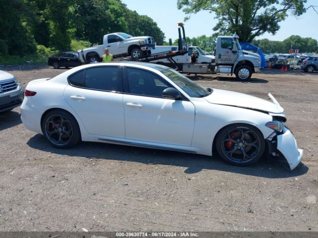 ZARFANAN9K7608209 Alfa Romeo Giulia Sport Awd