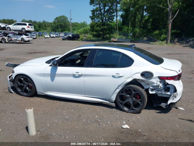 ZARFANAN9K7608209 Alfa Romeo Giulia Sport Awd