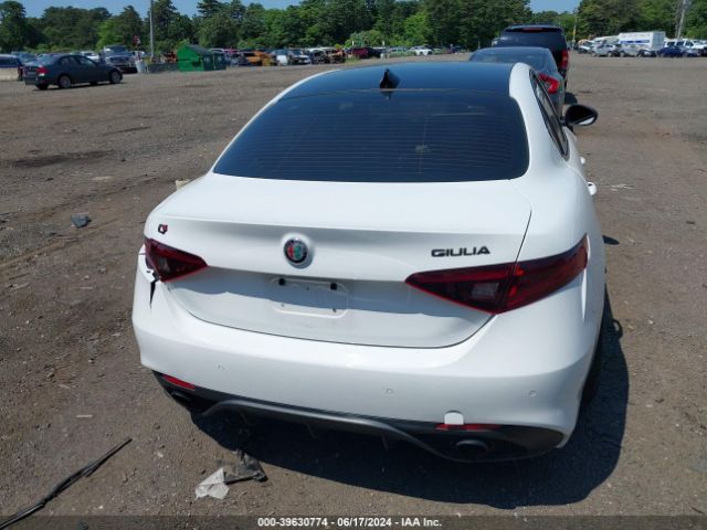 ZARFANAN9K7608209 Alfa Romeo Giulia Sport Awd