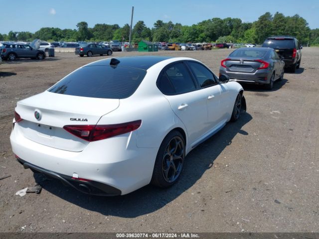 ZARFANAN9K7608209 Alfa Romeo Giulia Sport Awd