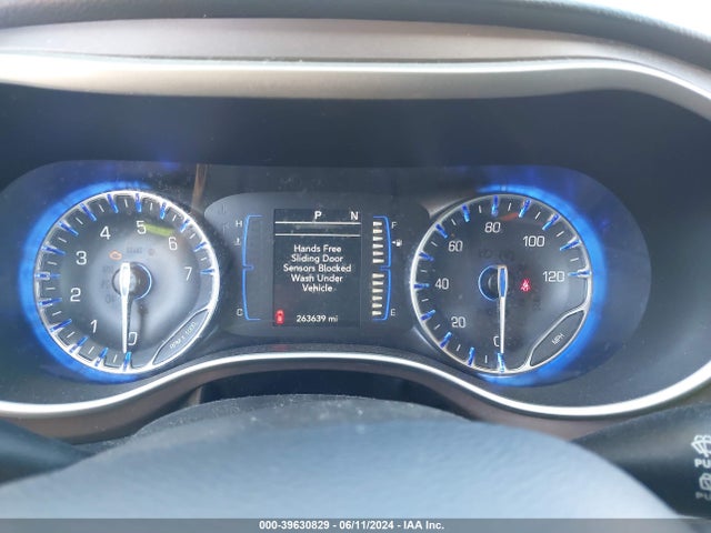2C4RC1BG4JR119420 Chrysler Pacifica Touring L