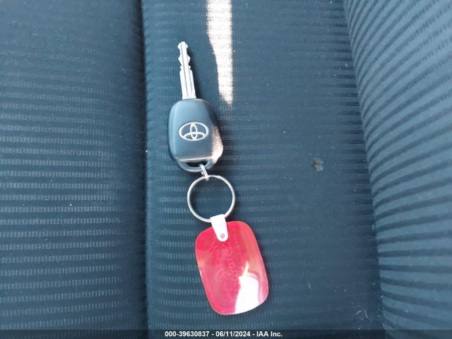 Toyota RAV4 LE 2016 2T3ZFREV5GW308009 Image 11