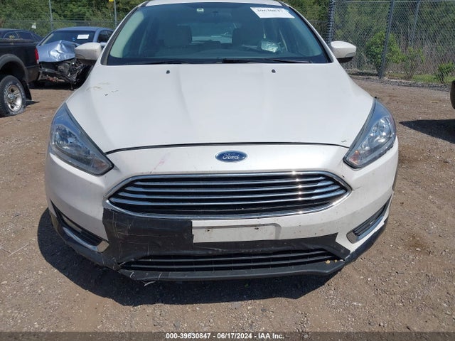 Ford Focus Titanium 2016 1FADP3N26GL299629 Image 6