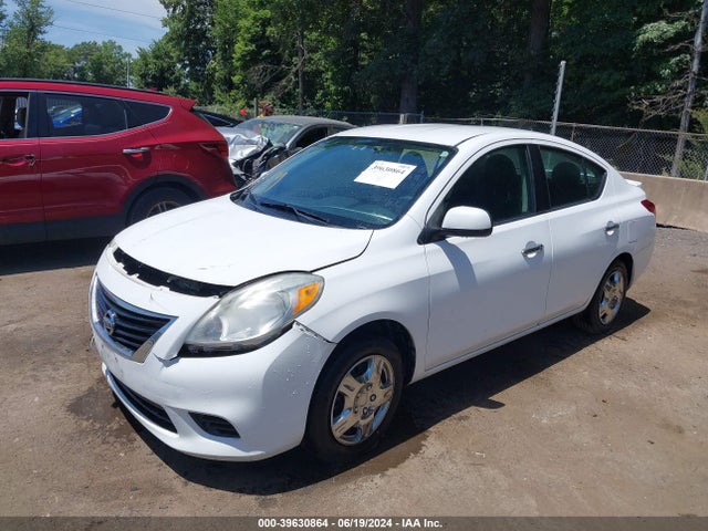 Nissan Versa 1.6 Sv 2014 3N1CN7AP1EL800631 Image 2