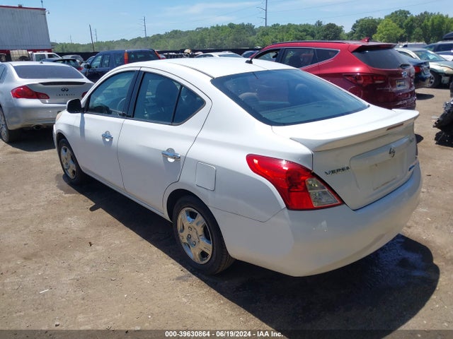 Nissan Versa 1.6 Sv 2014 3N1CN7AP1EL800631 Image 3