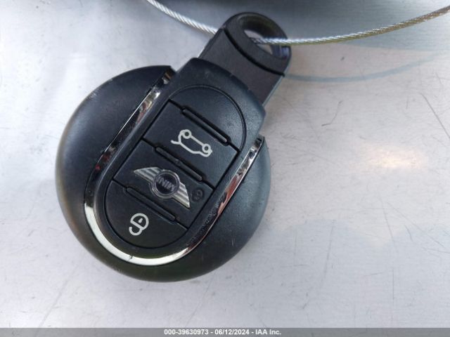 WMWLU1C37H2F28762 Mini Clubman Cooper