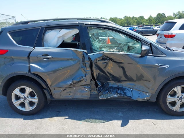 Ford ESCAPE SE 2016 1FMCU9GX5GUB22232 Image 6