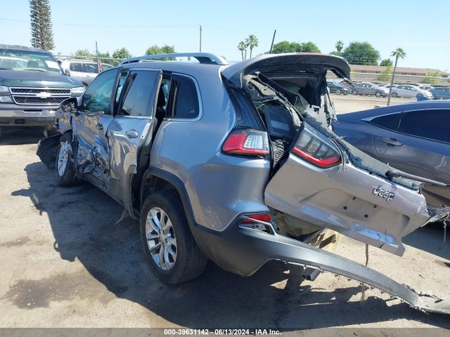 1C4PJLCB2KD122820 Jeep Cherokee Latitude Fwd