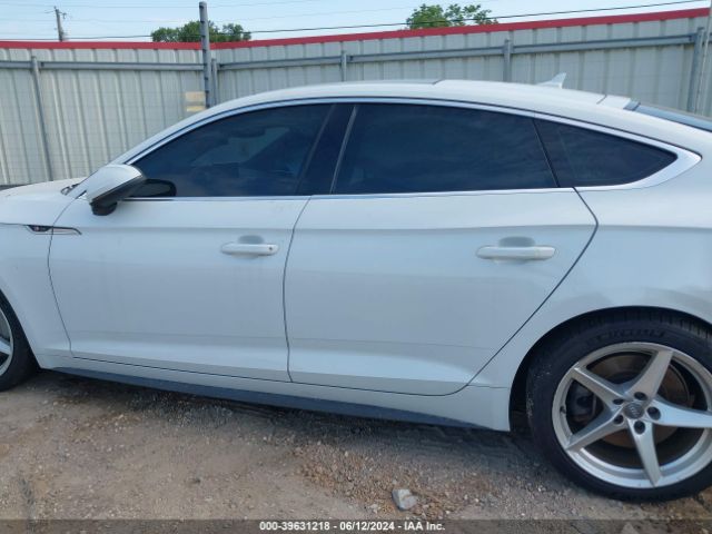 WAUENCF51JA055819 Audi A5 2.0t Premium