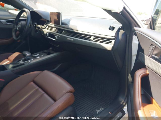 WAUENCF51JA055819 Audi A5 2.0t Premium