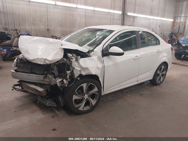 Chevrolet Sonic Premier Auto 2018 1G1JF5SB3J4107819 Image 2