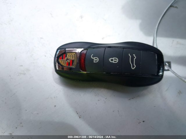 WP1AB2A27HLA51689 Porsche CAYENNE S