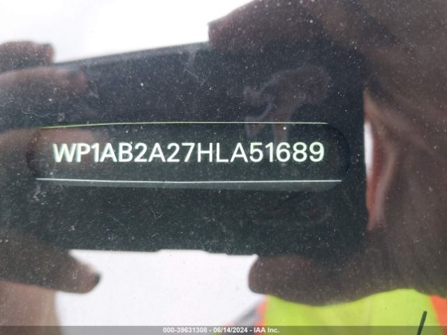 WP1AB2A27HLA51689 Porsche CAYENNE S