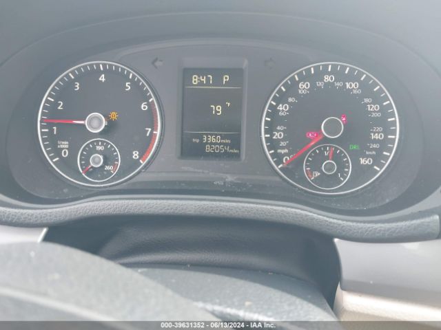 1VWAT7A35FC113010 Volkswagen Passat 1.8t Limited Edition