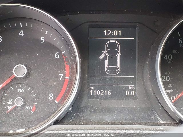 1VWDT7A30HC064587 Volkswagen Passat 1.8t R-line