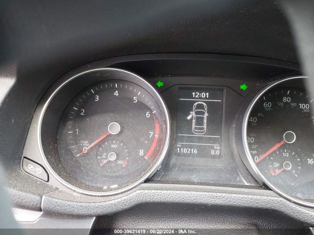 1VWDT7A30HC064587 Volkswagen Passat 1.8t R-line