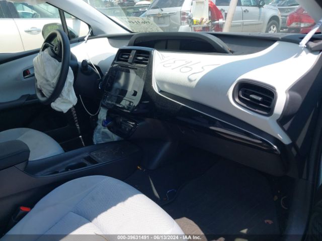 JTDKARFU0K3099845 Toyota Prius Le