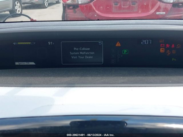 JTDKARFU0K3099845 Toyota Prius Le