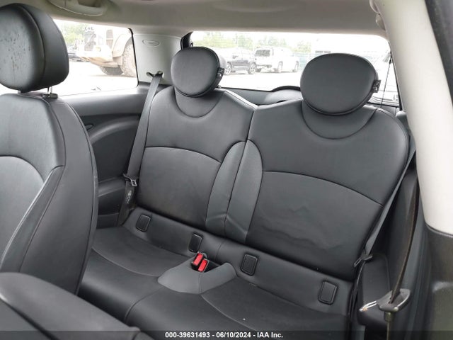 2007 MINI COOPER WMWMF33547TT51489 Photo 7