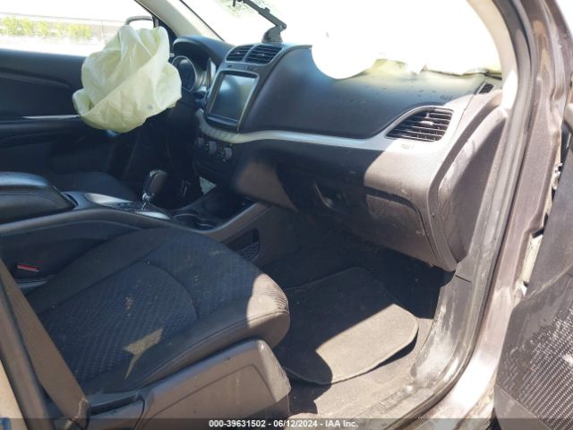 3C4PDCCG2JT157448 Dodge Journey Sxt