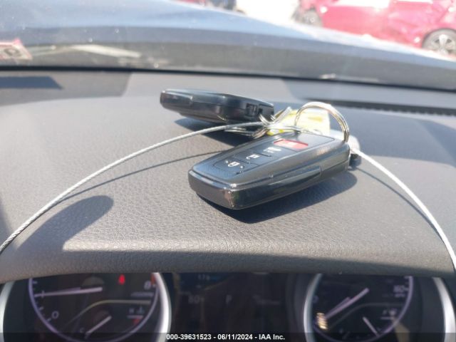 4T1F11AK8MU521510 Toyota CAMRY XLE