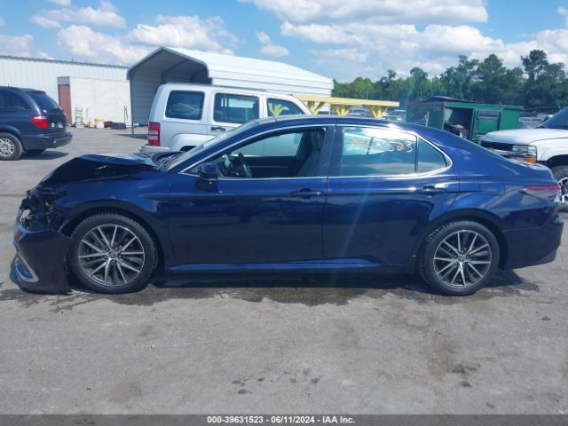 4T1F11AK8MU521510 Toyota CAMRY XLE