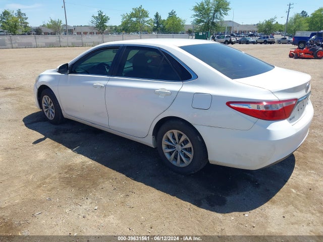 Toyota CAMRY LE 2017 4T1BF1FK2HU354690 Image 3
