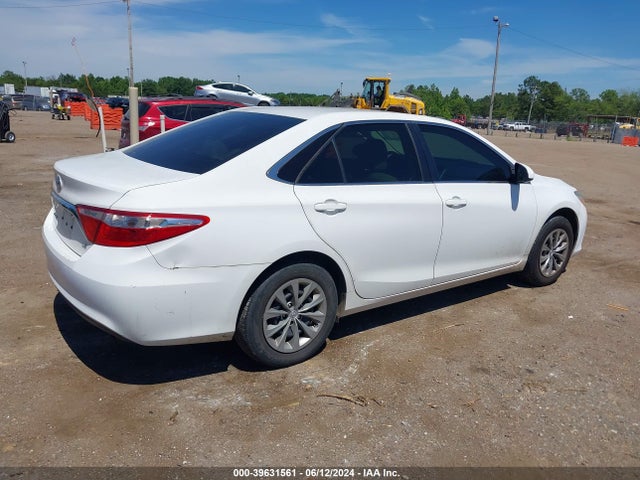 Toyota CAMRY LE 2017 4T1BF1FK2HU354690 Image 4