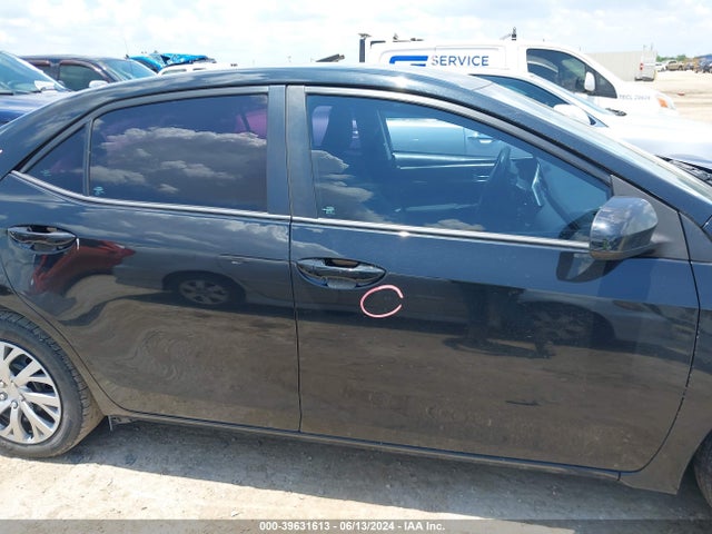 Toyota COROLLA LE 2017 5YFBURHEXHP691704 Image 13