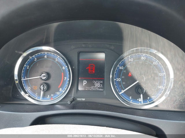 Toyota COROLLA LE 2017 5YFBURHEXHP691704 Image 7