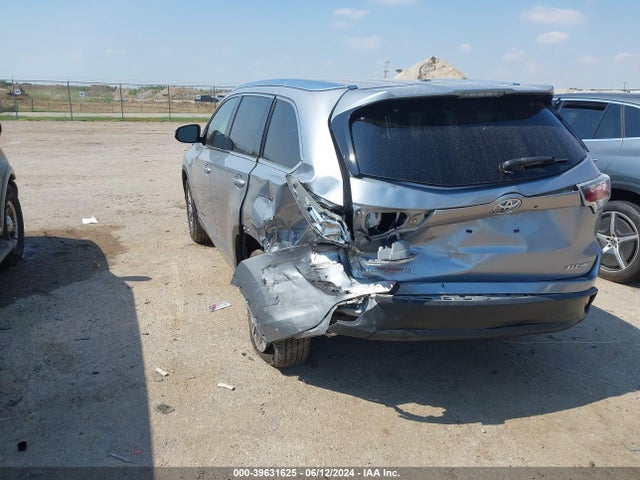 Toyota Highlander Xle V6 2015 5TDJKRFH8FS104371 Image 3