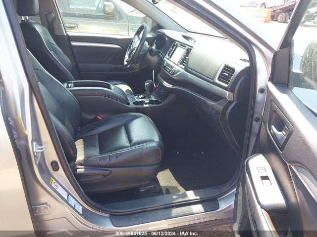 Toyota Highlander Xle V6 2015 5TDJKRFH8FS104371 Image 5