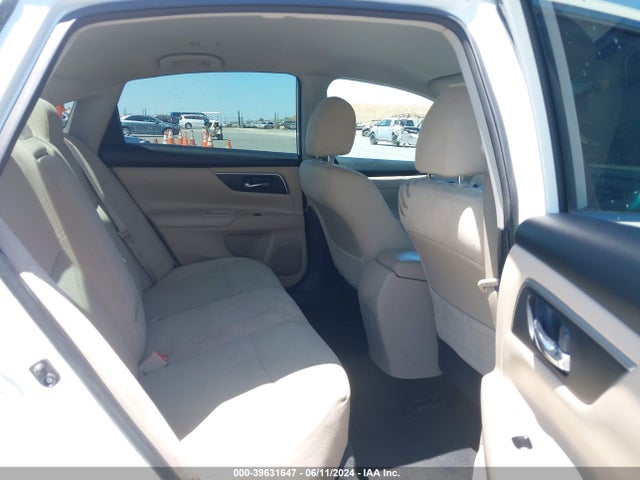 Nissan Altima 2.5 S 2015 1N4AL3AP8FC587649 Image 8