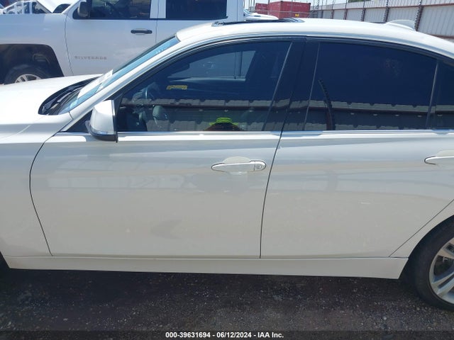 WBA8D9G3XHNU66574 BMW 330i Xdrive
