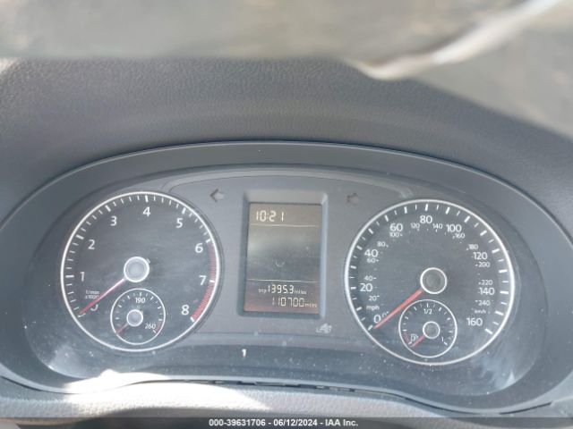 1VWAT7A32FC002107 Volkswagen Passat 1.8t S