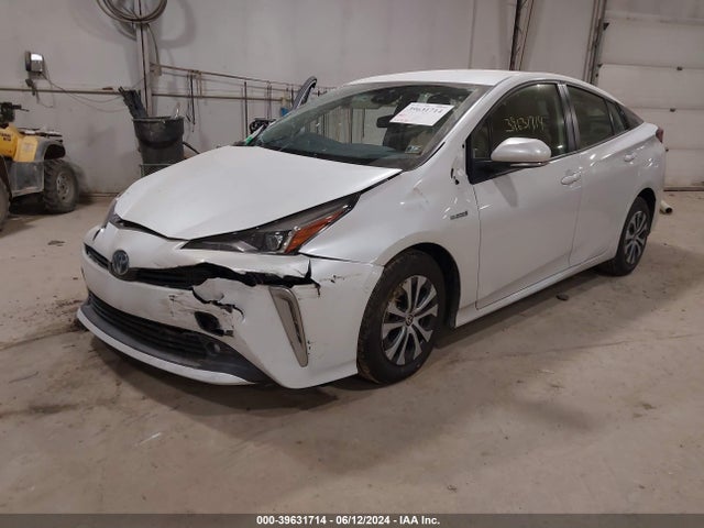 Toyota Prius Xle Awd-e 2022 JTDL9MFU3N3039255 Image 2