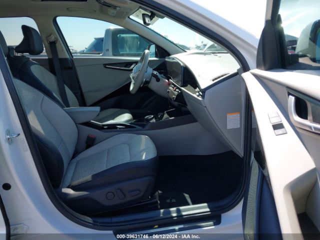 KNDCT3L11P5067360 KIA Niro Ev Wave