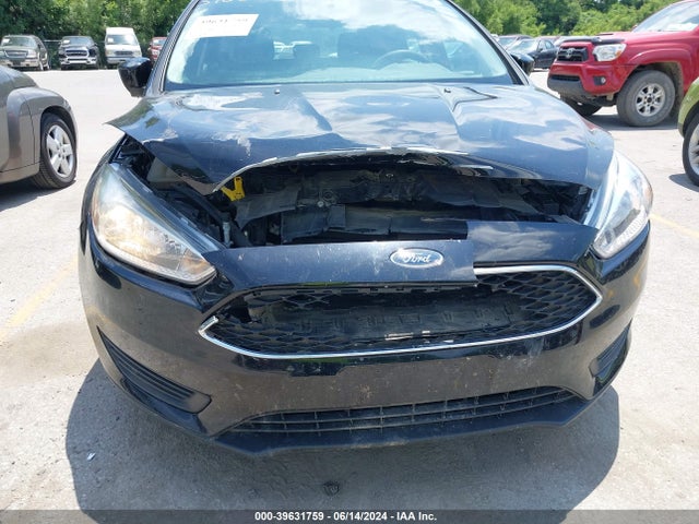 Ford FOCUS SE 2018 1FADP3K27JL282625 Image 6