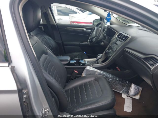 3FA6P0HD9ER338717 Ford FUSION SE