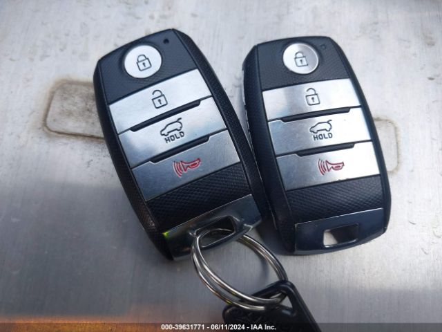 5XYKUDA73EG541447 KIA Sorento Ex V6