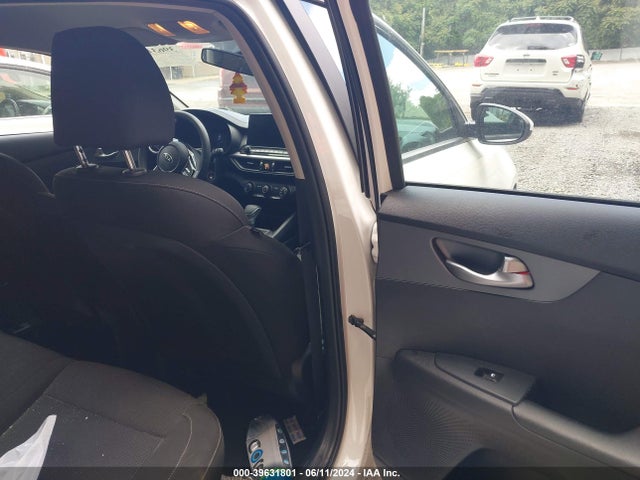 KIA Forte Lxs 2021 3KPF24AD7ME280882 Image 8