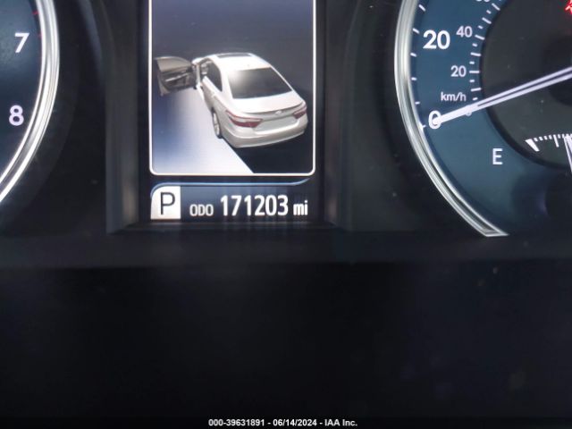 4T1BF1FK9HU792848 Toyota CAMRY LE