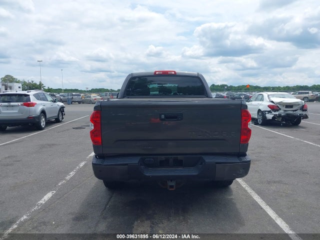 5TFHY5F18FX439763 Toyota Tundra Limited 5.7l V8