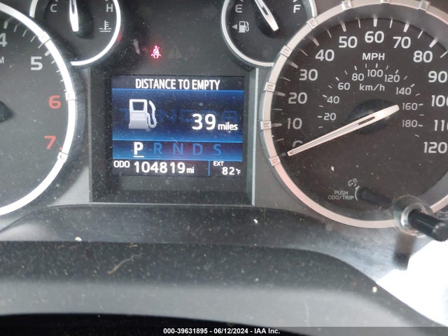 5TFHY5F18FX439763 Toyota Tundra Limited 5.7l V8
