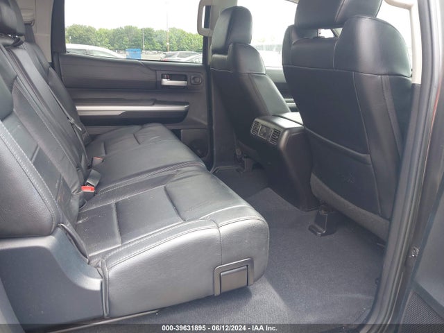 5TFHY5F18FX439763 Toyota Tundra Limited 5.7l V8