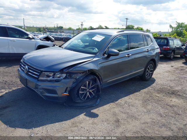 3VV2B7AX9LM045044 Volkswagen Tiguan 2.0t Se/2.0t Se R-line Black/2.0t Sel