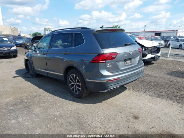 3VV2B7AX9LM045044 Volkswagen Tiguan 2.0t Se/2.0t Se R-line Black/2.0t Sel